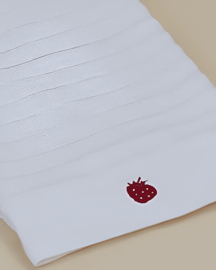 Classic white Kitchen Towel - Vera made from 100% cotton, designed for superior absorbency and everyday kitchen tasks