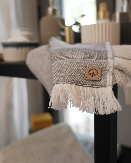 Minoa - USA Canada - Sustainable Luxury - Hasna Organic Aegean Cotton and Linen Bath Set