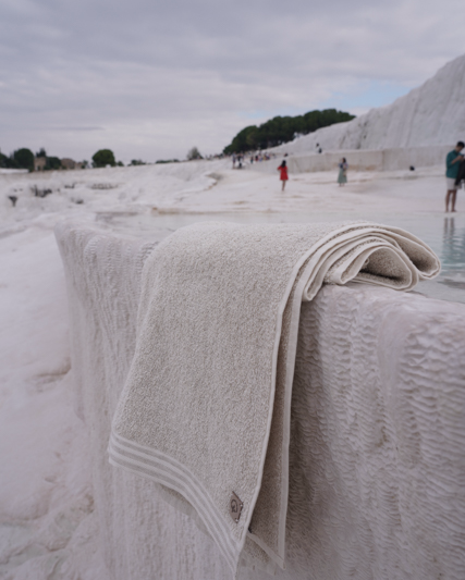 Minoa - USA Canada - Sustainable Luxury - Raisa Hemp & Organic Hand Towel