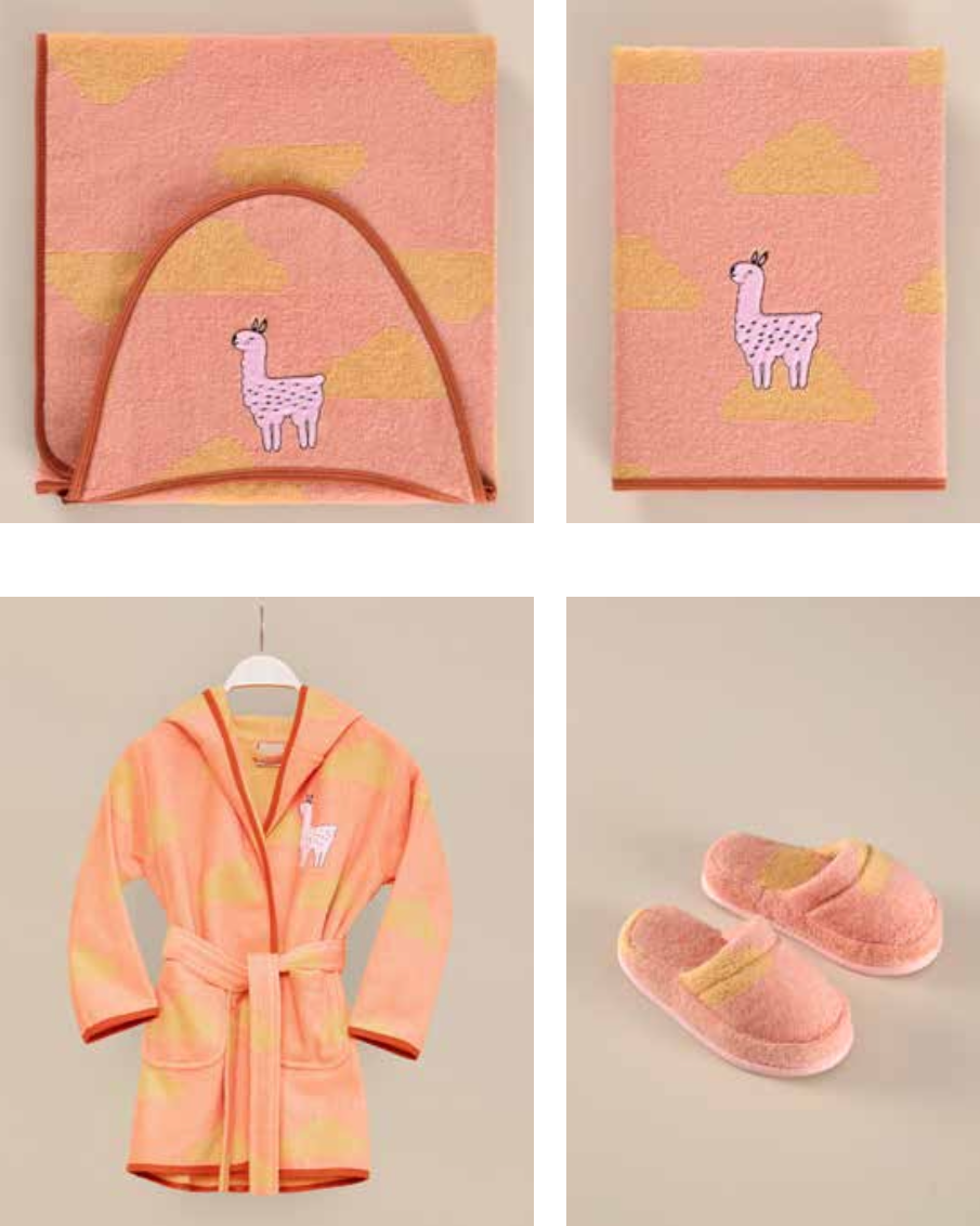 Children's bath set with a salmon-coloured alpaca pattern on towel, bathrobe, and slippers, providing a soft, playful, and warm look