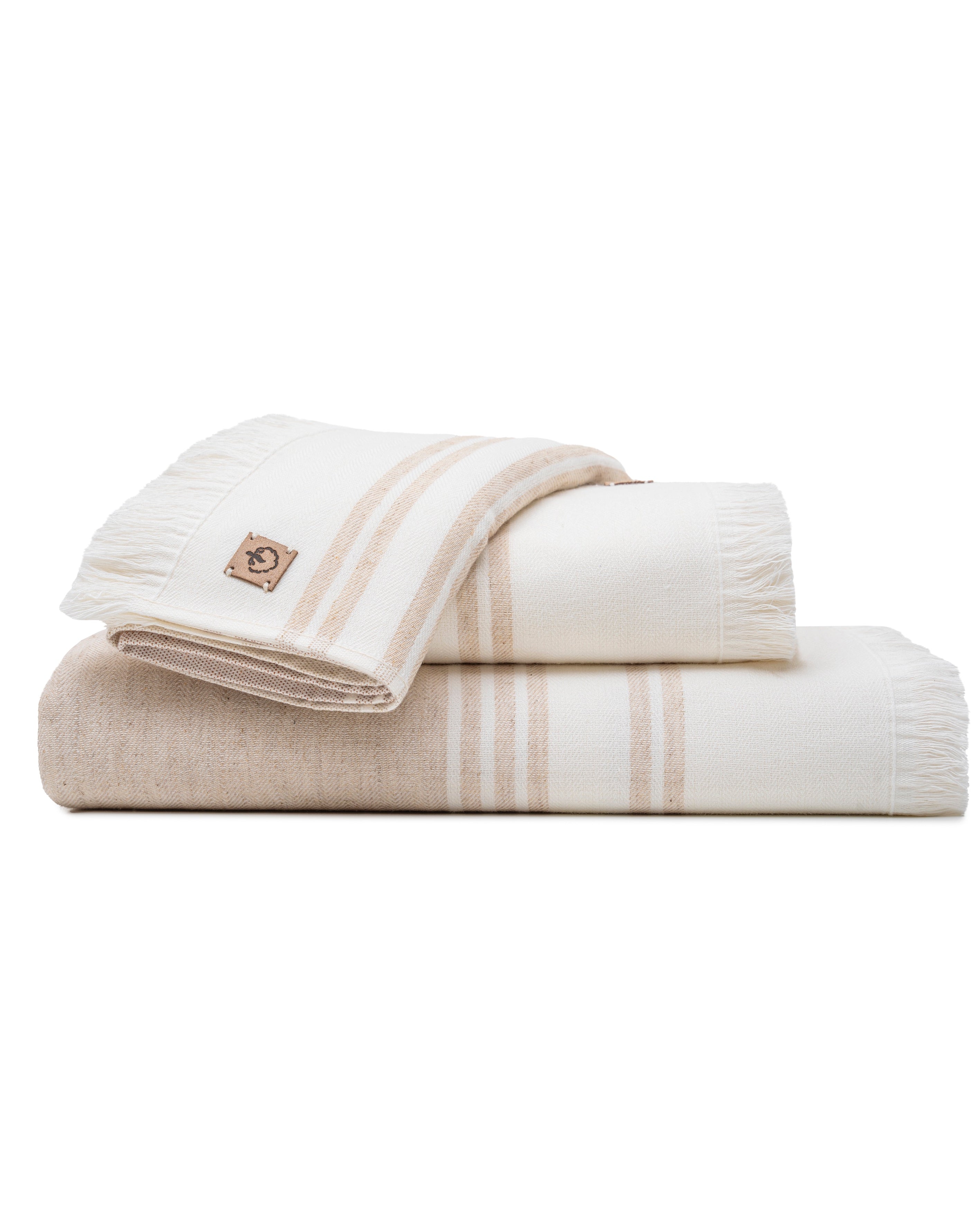 Minoa's sustainable, eco-friendly Erva Organic Aegean Cotton Bath Set, three pieces