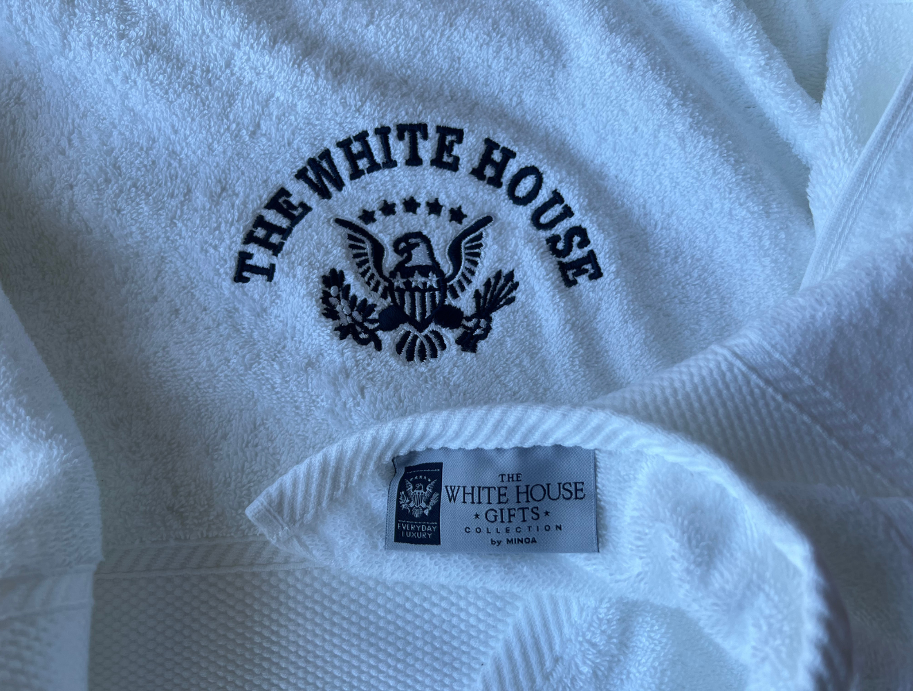 Minoa Crafts Sustainable Towels for The White House: A Landmark in Conscious Luxury