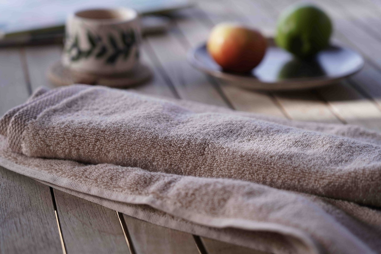 Minoa - USA Canada - Sustainable Luxury - Plush Lite Aegean Cotton Medium Bath and Guest Hand Towel Set Pack of Two