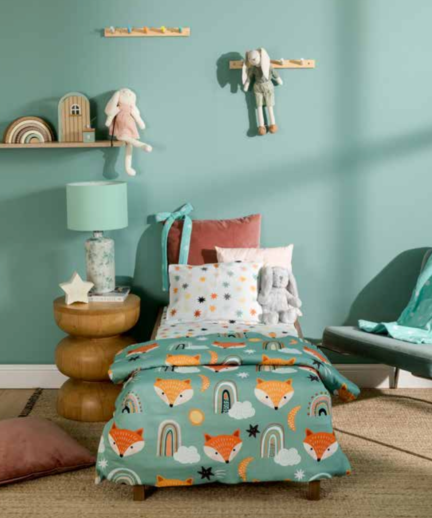 Organic cotton sheets set with digitally printed duvet cover, bed sheet, and pillow case, 100% cotton satin 200 TC in "Fox" pattern. 